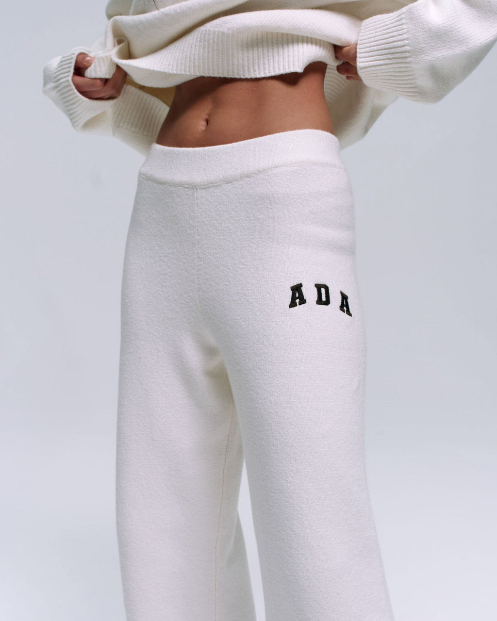 Knit Straight Leg Sweatpants - Cream