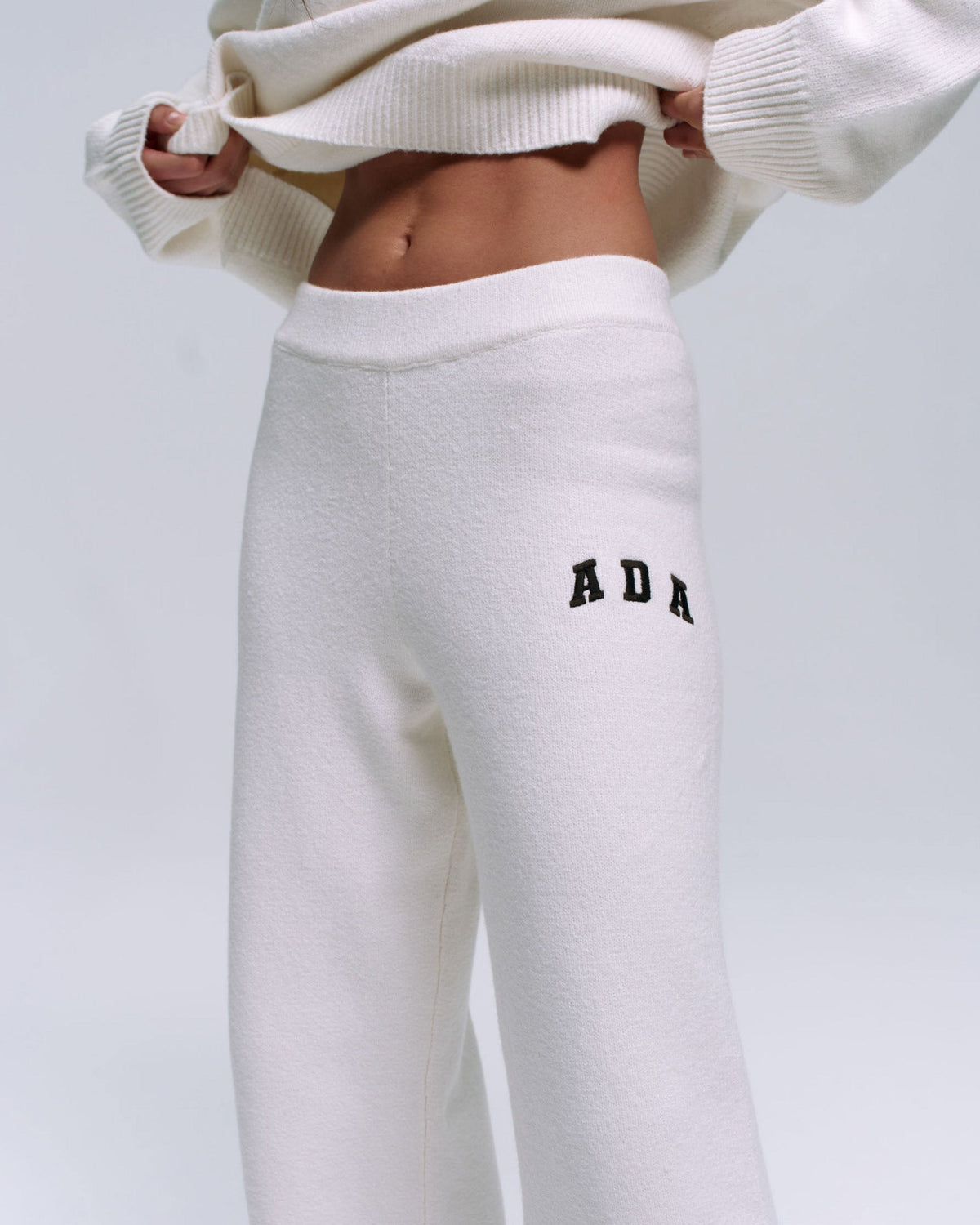 Knit Straight Leg Sweatpants - Cream