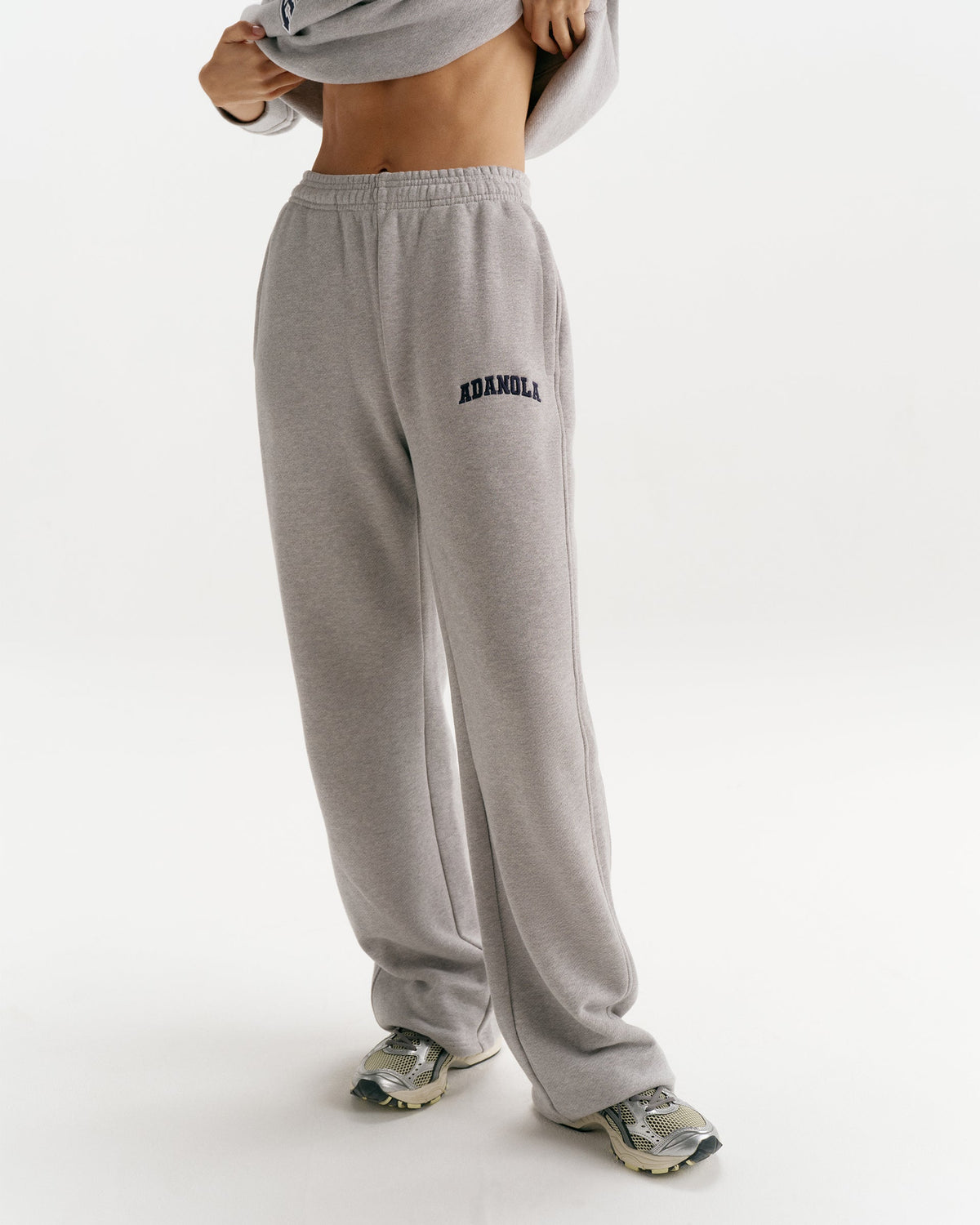 Classic Straight Leg Sweatpants - Heather Grey